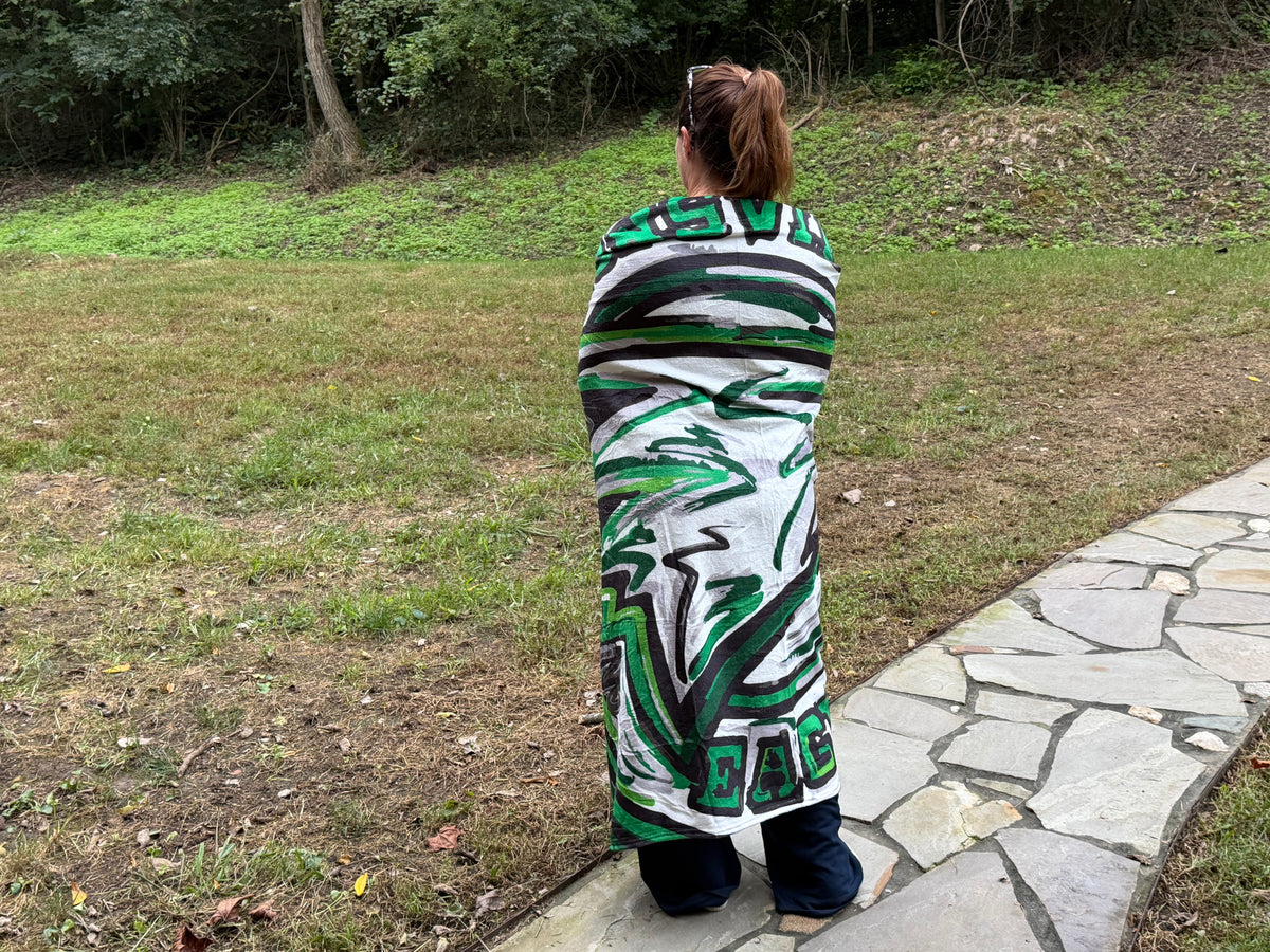 Zionsville Eagle Full Color Polyester Fuzzy Blanket by Justin Patten (Zionsville, Indiana, Warm)