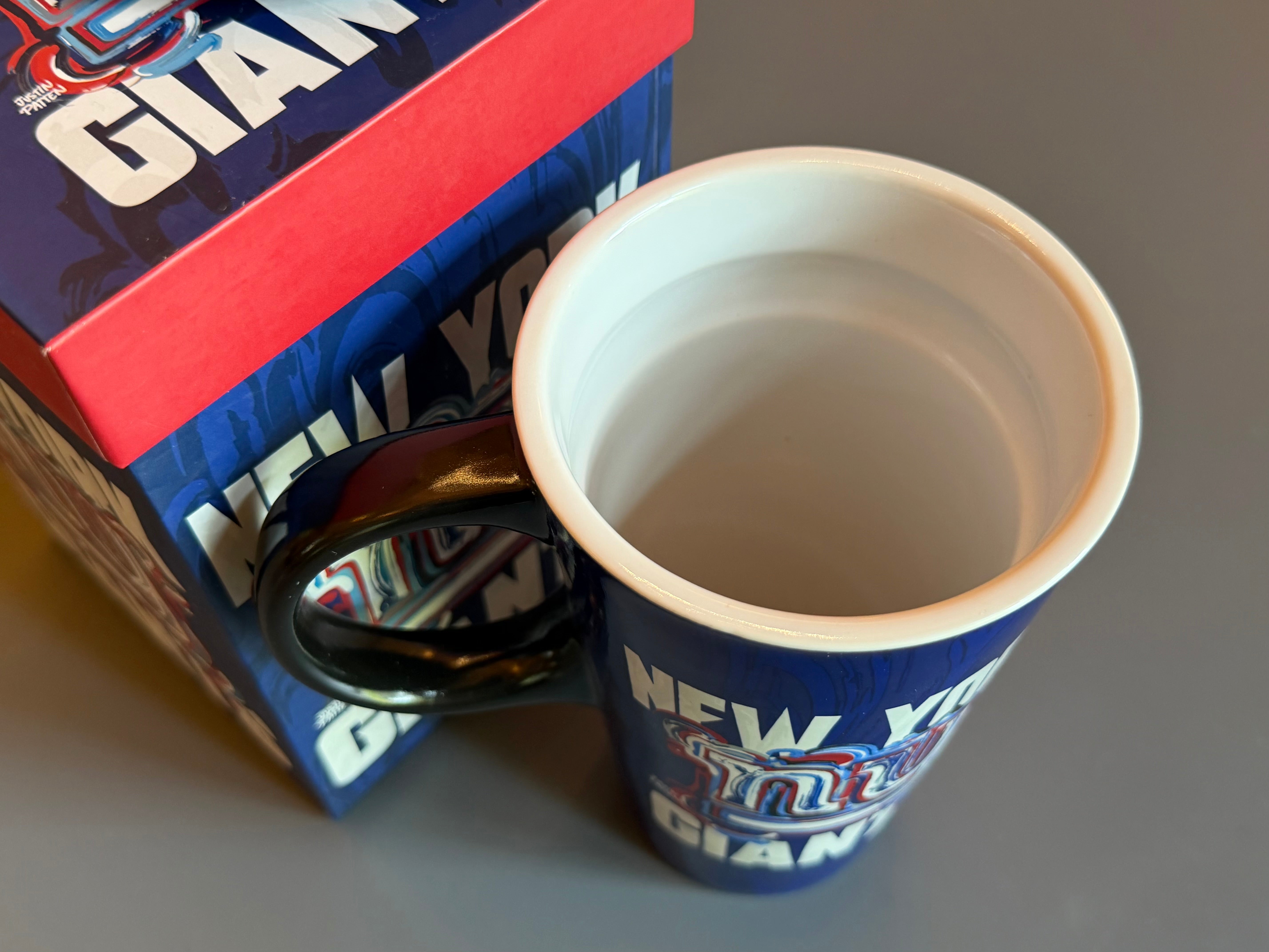 New York Giants 16oz. Travel Mug by Justin Patten (New York, NY, Giants Football)